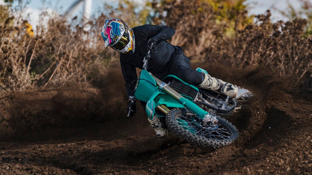 Kove MX450 on track at VIP Motocross